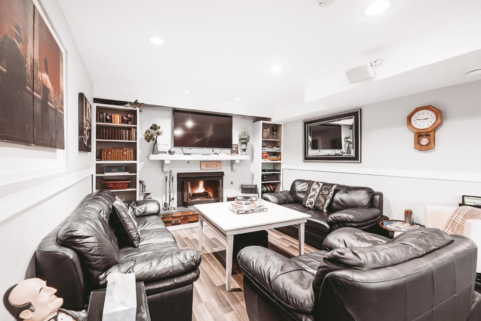Queen Room