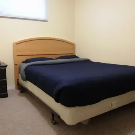 Private Bedroom In Basement Suite - Fonda-2