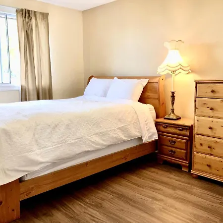Room With Private Bathroom-2